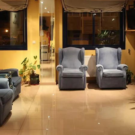 La Poetisa - Auto Check-in