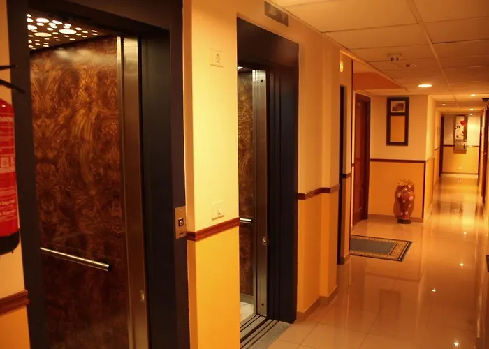 Penzion La Poetisa - Auto Check-in 3*