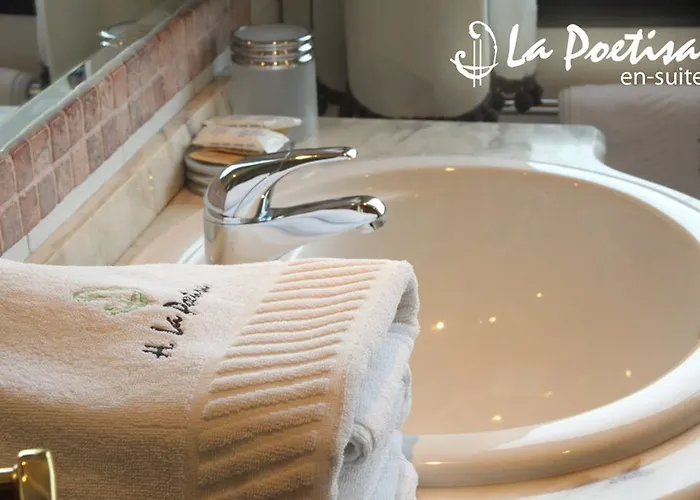 La Poetisa - Auto Check-in Penzion 3*