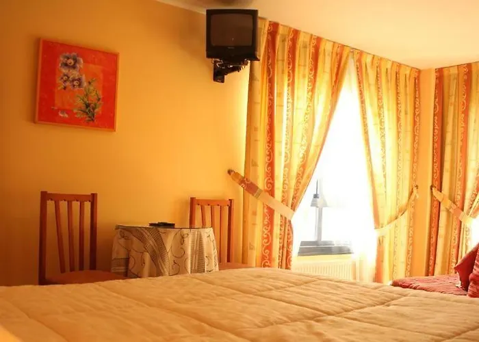 La Poetisa - Auto Check-in